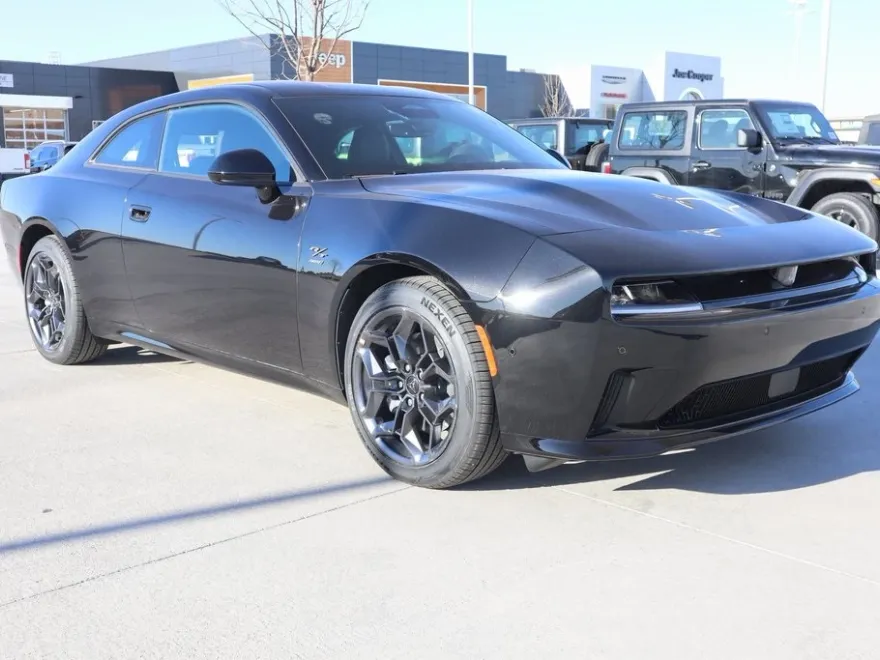 2025 Dodge Charger R/T photo 1
