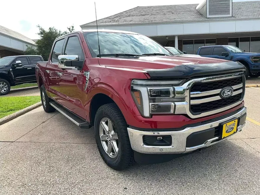 2025 Ford F-150 Lariat photo 1