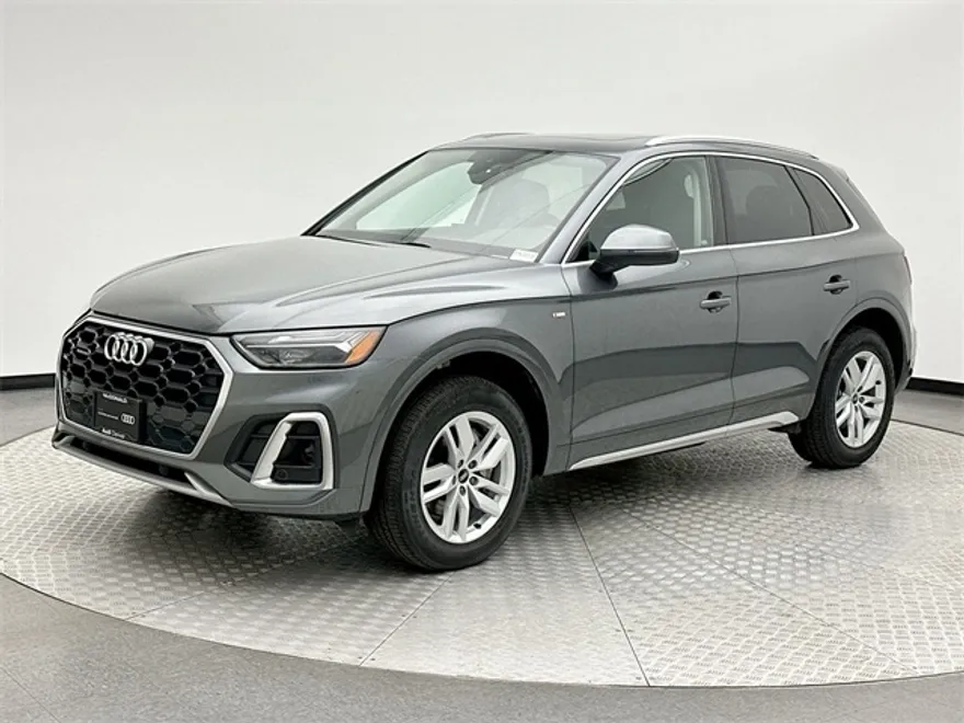 2022 Audi Q5 45 S line Premium photo 1