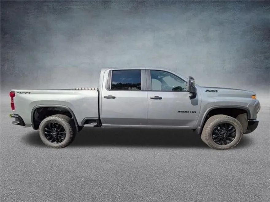 2026 Chevrolet Silverado 2500HD Custom photo 1