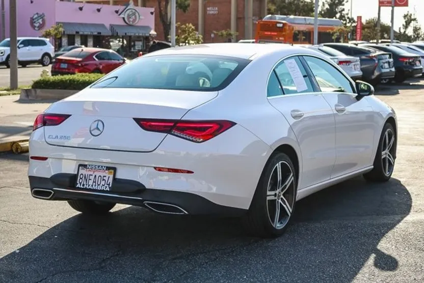 2020 Mercedes Benz CLA 250 photo 1