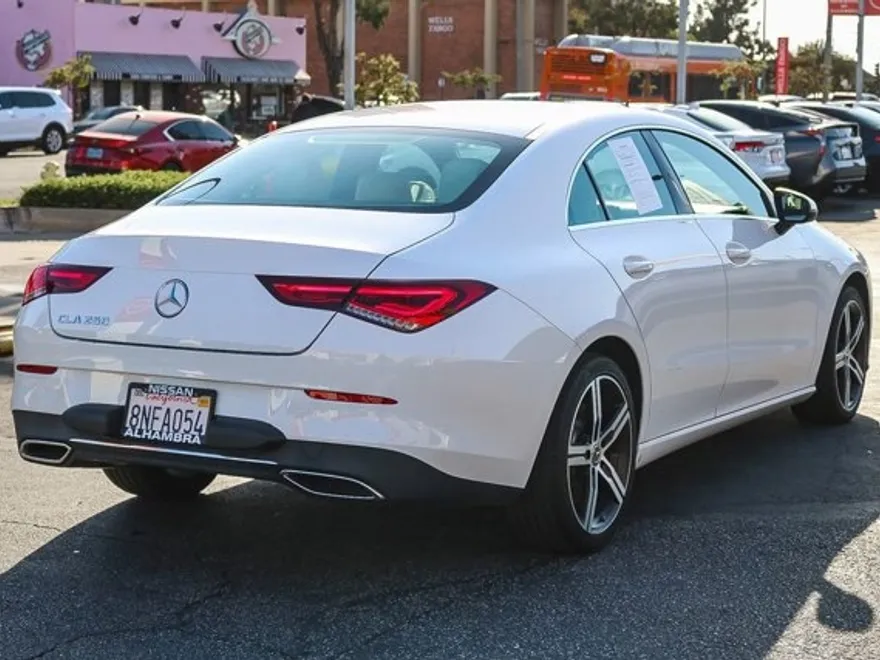 2020 Mercedes Benz CLA 250 photo 1