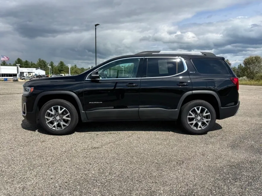 2023 Gmc Acadia SLT photo 1