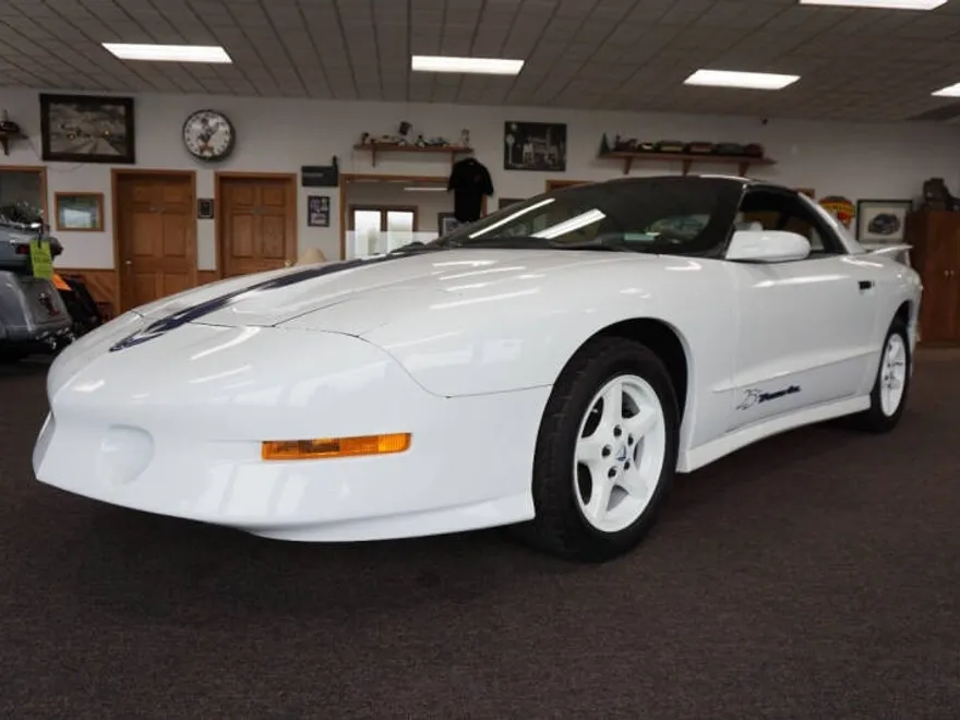 1994 Pontiac Firebird TRANS AM photo 1
