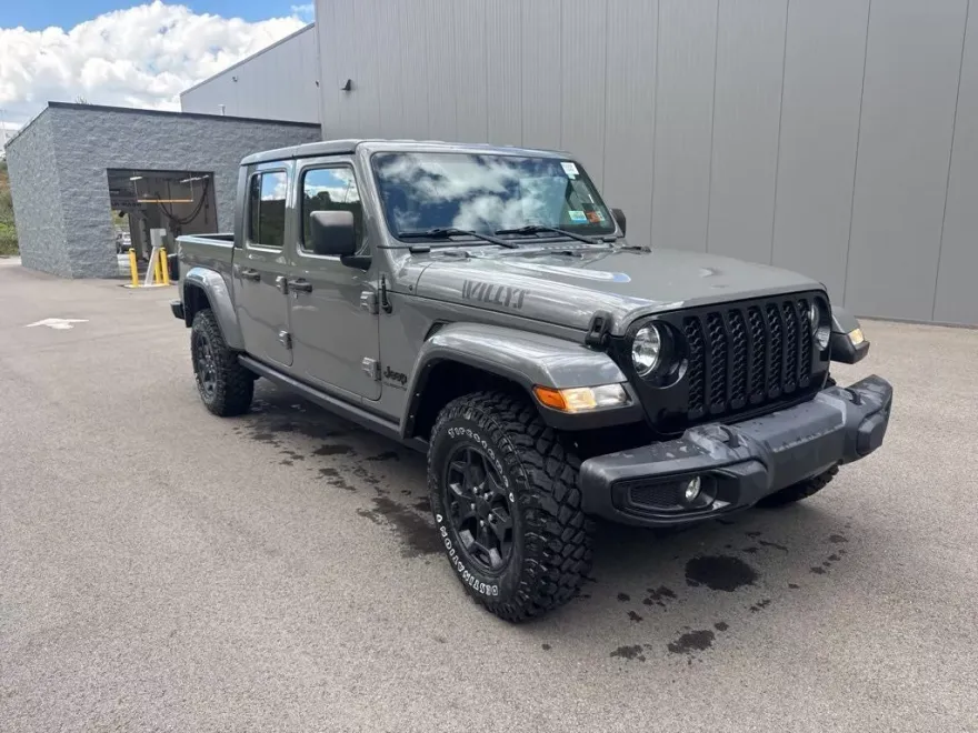 2022 Jeep Gladiator Willys photo 1