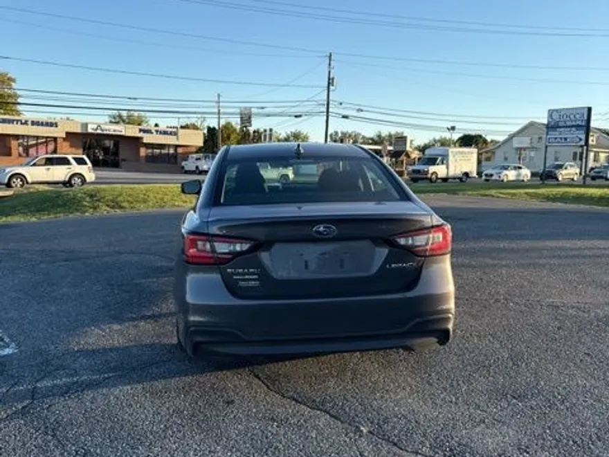 2023 Subaru Legacy Base photo 1