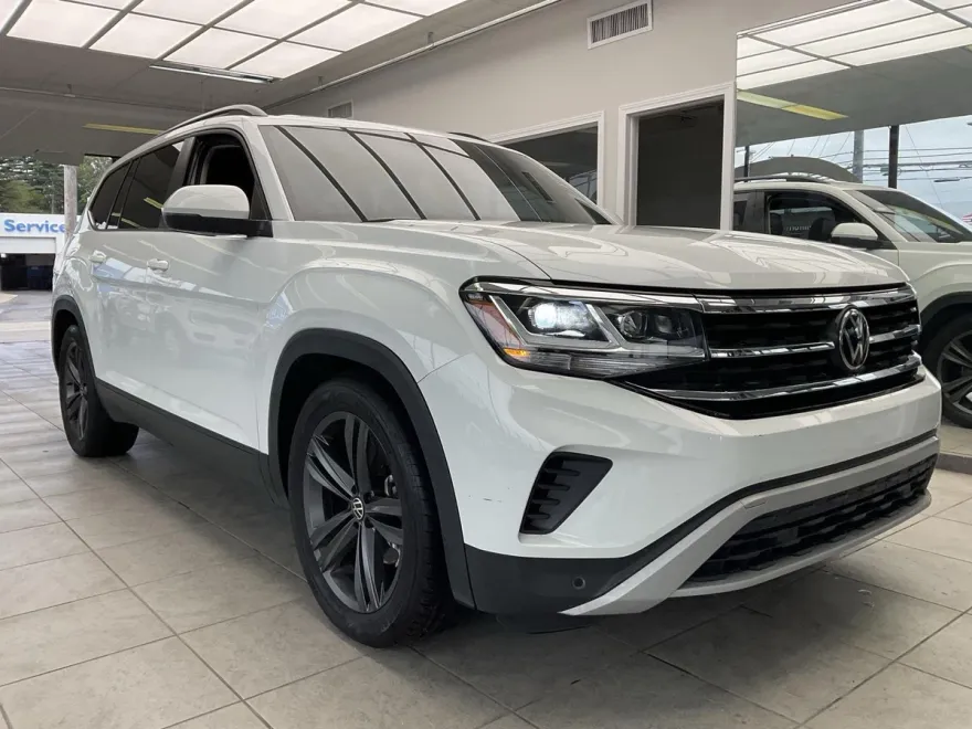 2023 Volkswagen Atlas V6 SE Technology photo 1