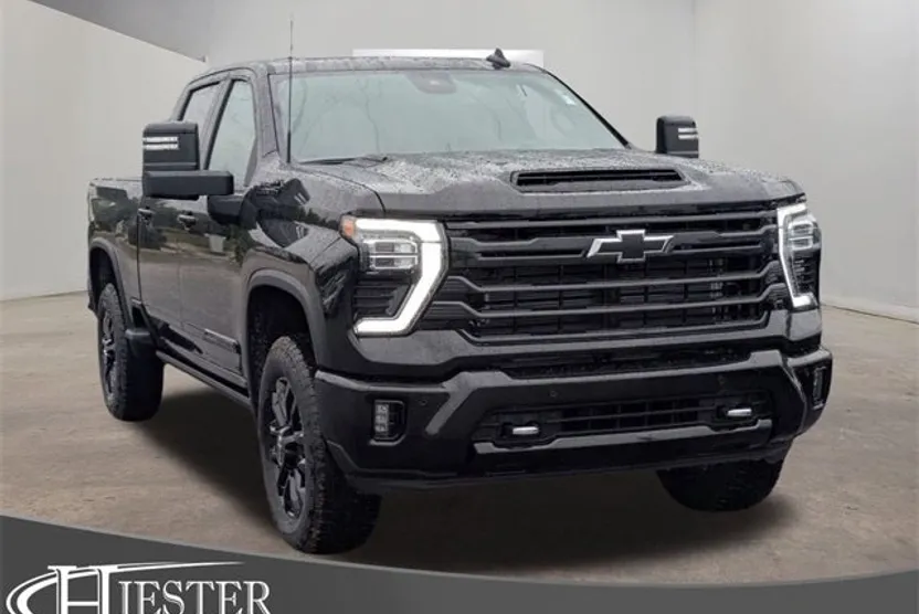 2026 Chevrolet Silverado 3500HD High Country photo 1