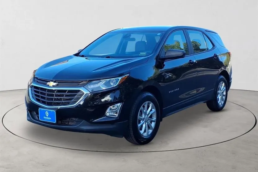 2020 Chevrolet Equinox LS photo 1