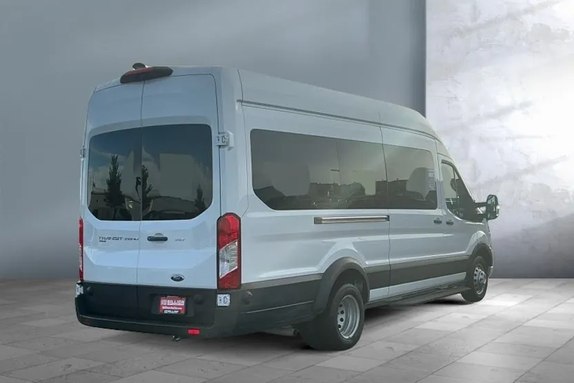 2024 Ford Transit Passenger XL photo 1