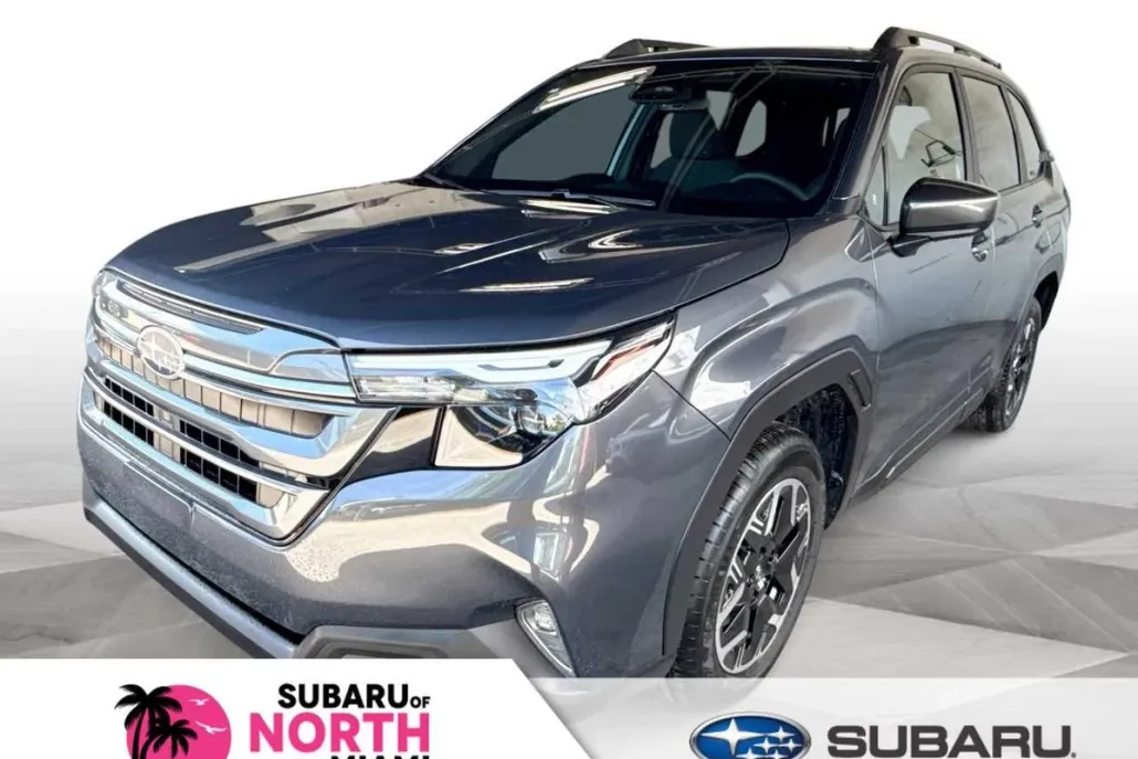 2025 Subaru Forester Premium photo 1