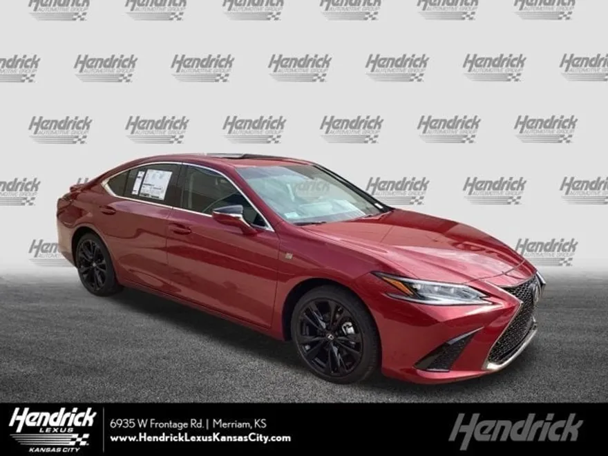 2025 Lexus ES 300h F SPORT Design photo 1