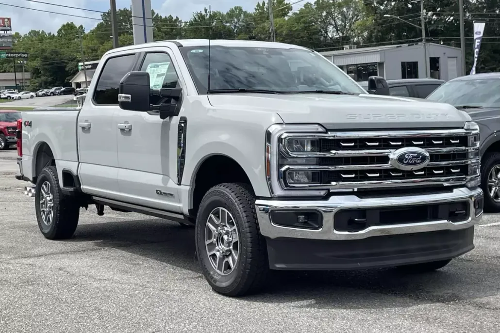 2025 Ford F-250 Lariat photo 1