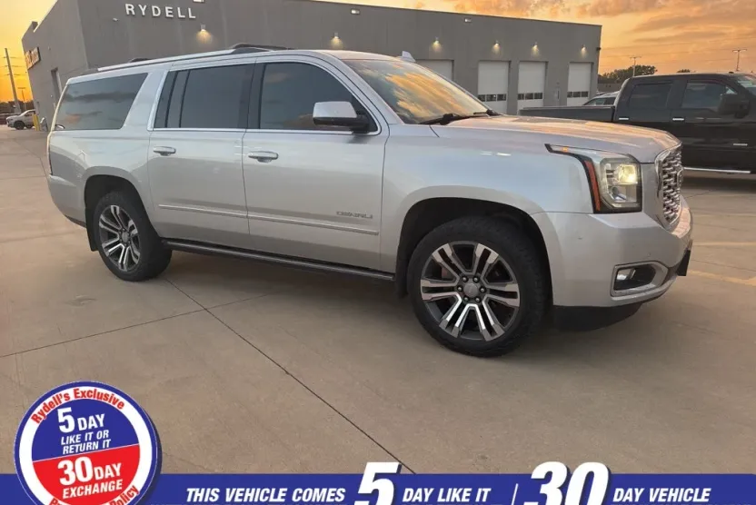 2018 Gmc Yukon XL Denali photo 1