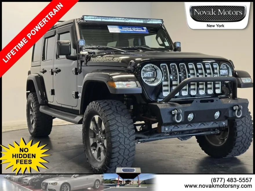 2020 Jeep Wrangler Unlimited Sahara photo 1