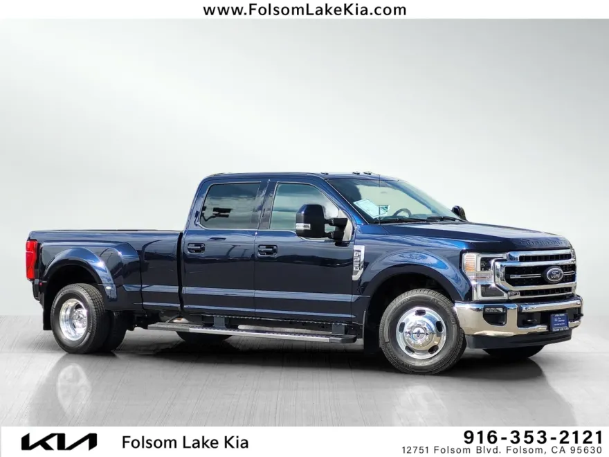 2022 Ford F-350 Lariat photo 1