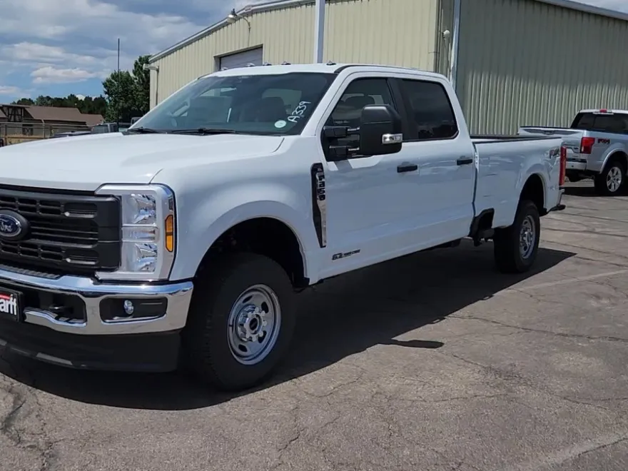 2025 Ford F-250 XL photo 1