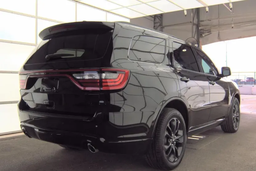 2025 Dodge Durango R/T Plus photo 1