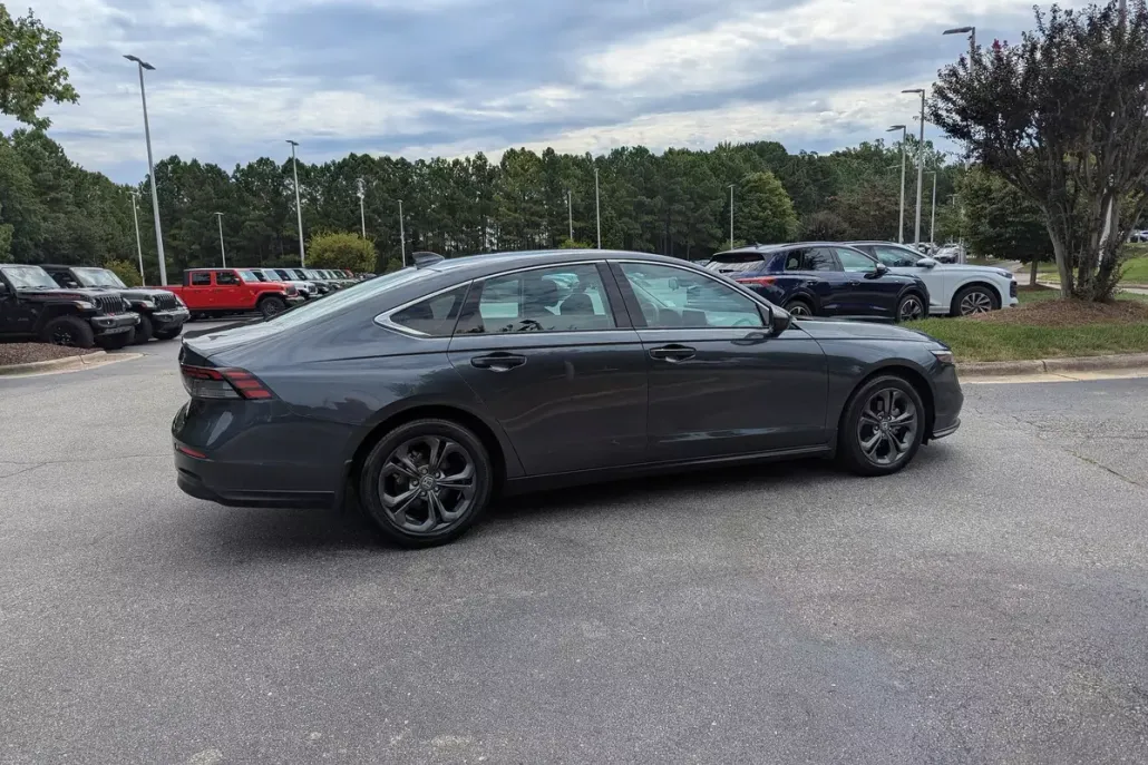 2023 Honda Accord EX photo 1