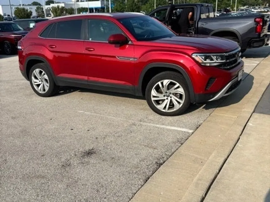 2020 Volkswagen Atlas Cross Sport V6 SE Technology photo 1