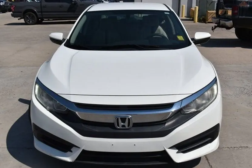2017 Honda Civic LX photo 1