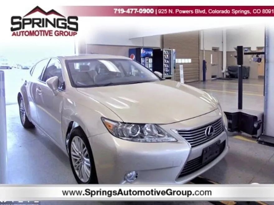 2013 Lexus ES 350 photo 1