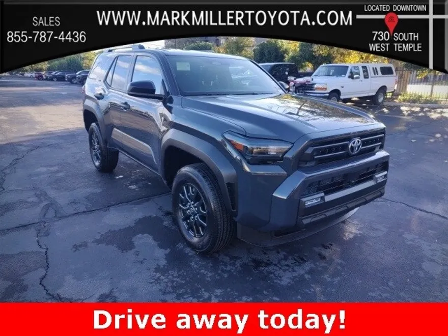 2025 Toyota 4Runner 4WD SR5 photo 1