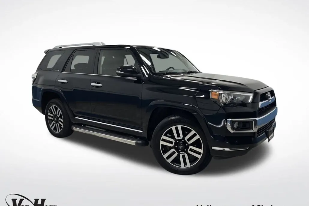 2015 Toyota 4Runner SR5 Premium photo 1