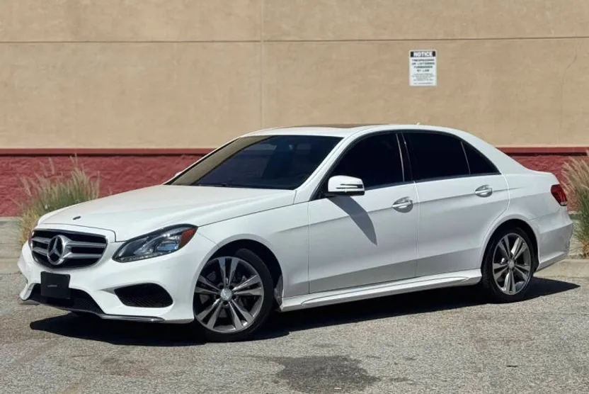 2016 Mercedes Benz E 350 photo 1