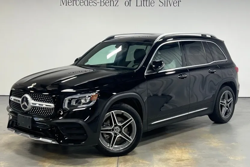 2022 Mercedes Benz GLB 250 4MATIC photo 1