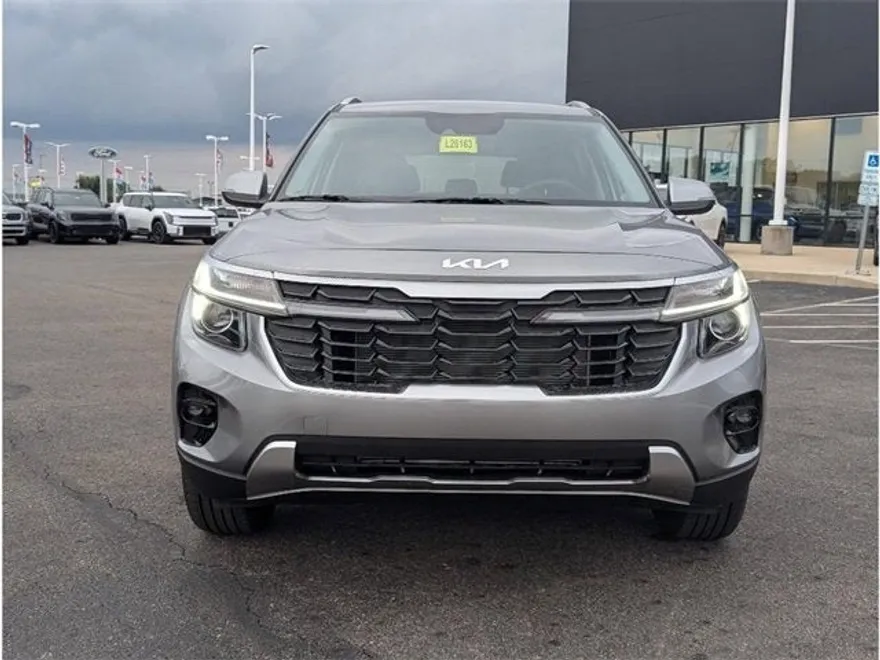 2026 Kia Seltos S photo 1