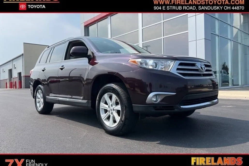 2012 Toyota Highlander Base photo 1