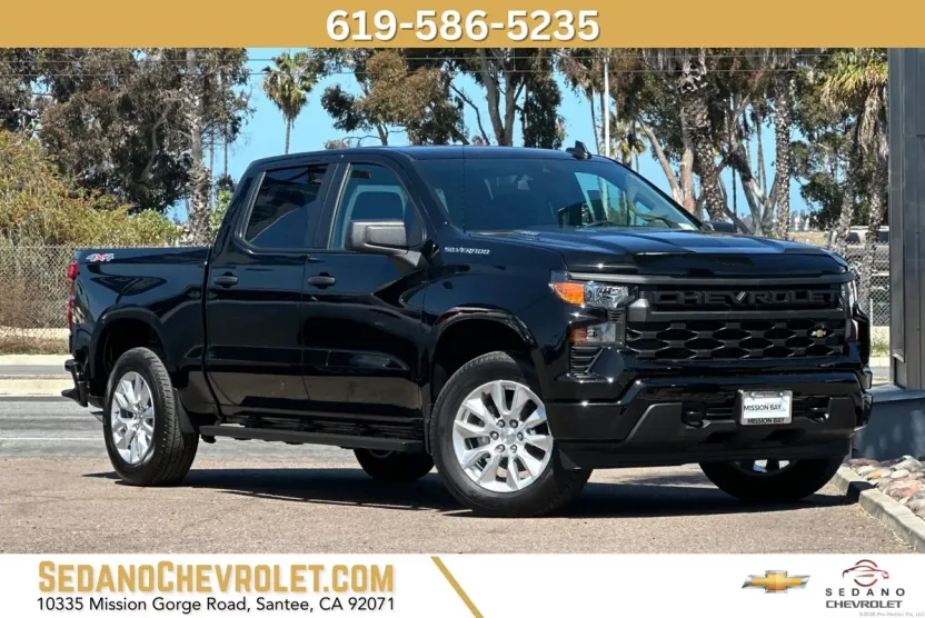 2025 Chevrolet Silverado 1500 Custom photo 1