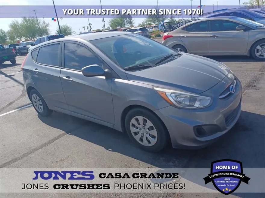 2016 Hyundai Accent SE photo 1