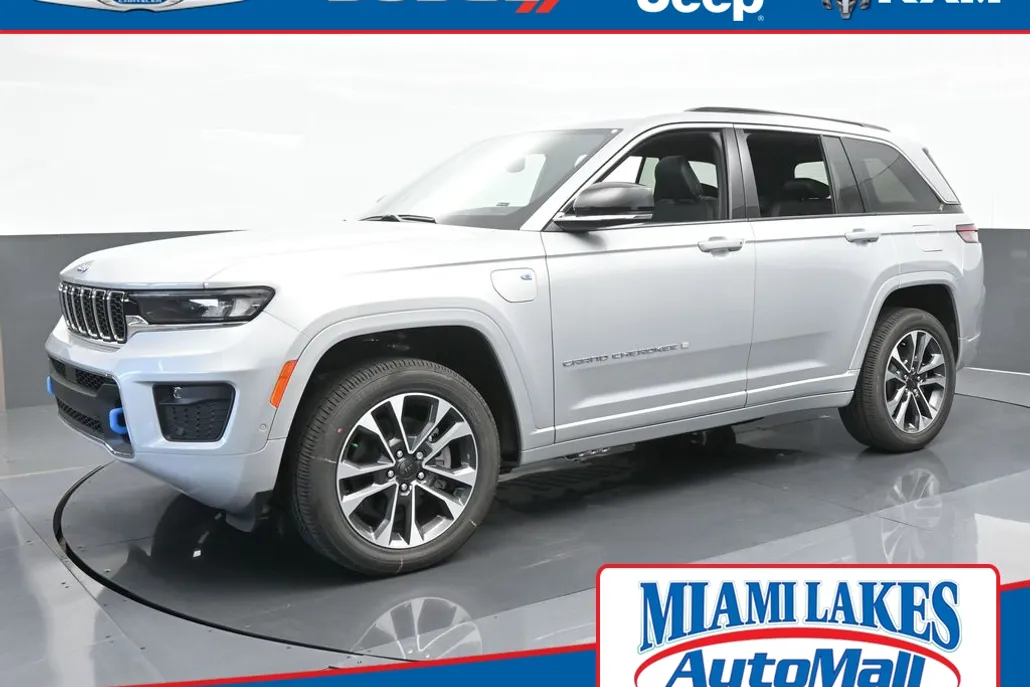 2024 Jeep Grand Cherokee Overland 4xe photo 1
