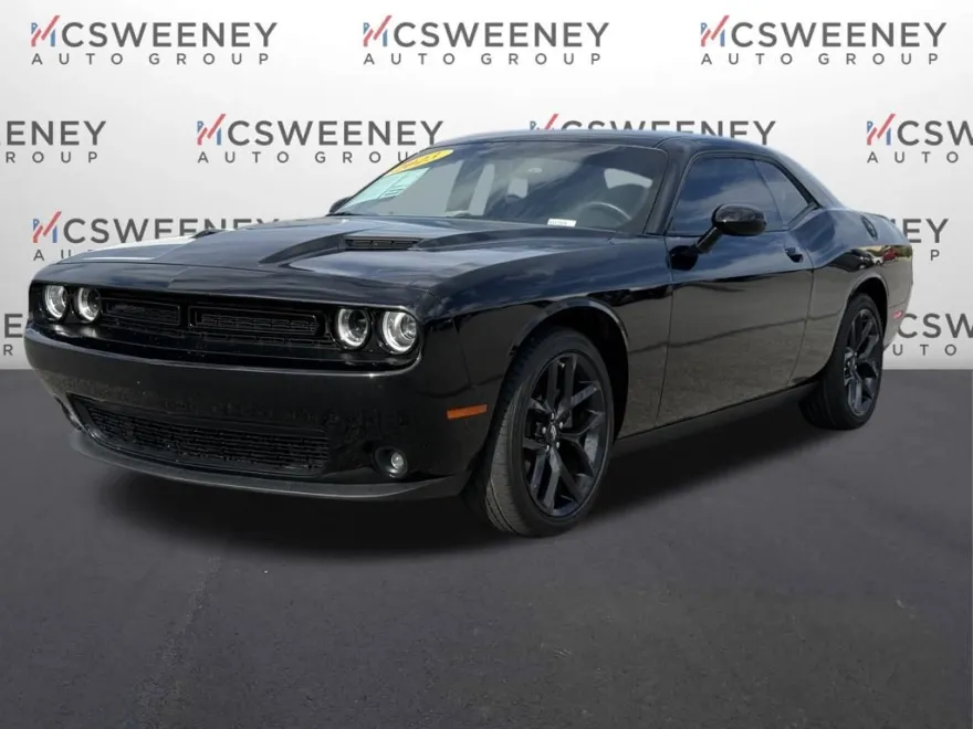 2023 Dodge Challenger SXT photo 1