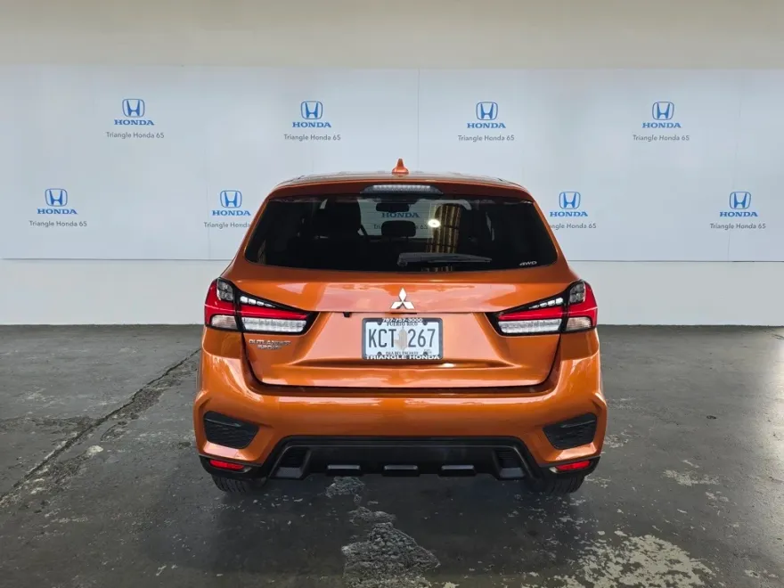 2023 Mitsubishi Outlander Sport ES LE SE photo 1
