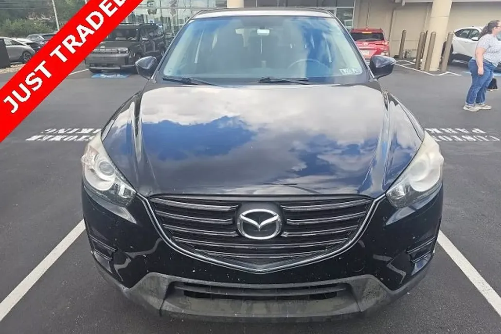 2016 Mazda CX-5 Sport photo 1