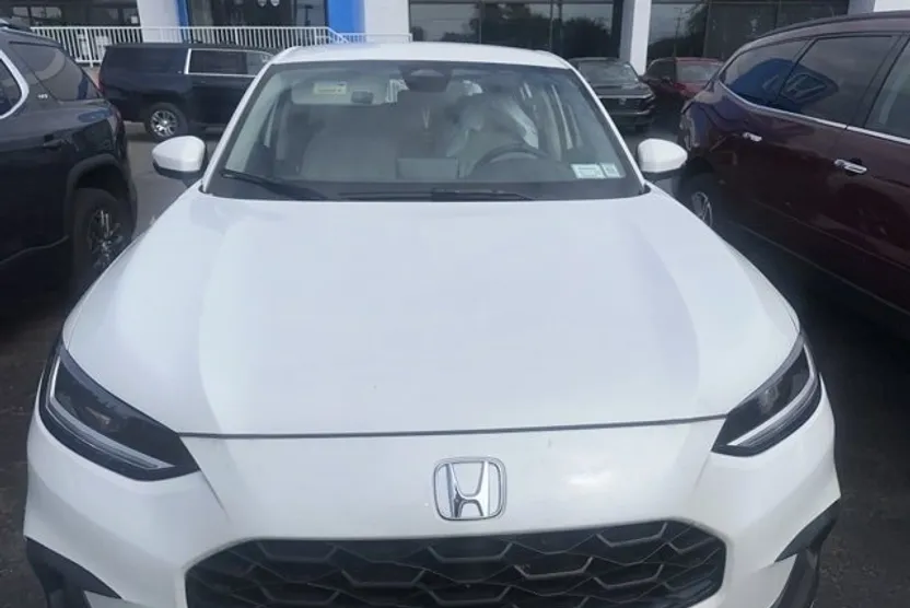 2023 Honda HR-V LX photo 1