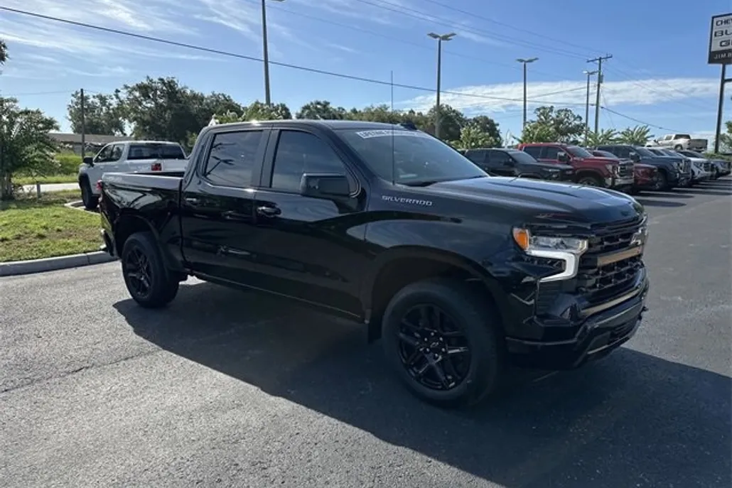 2026 Chevrolet Silverado 1500 RST photo 1