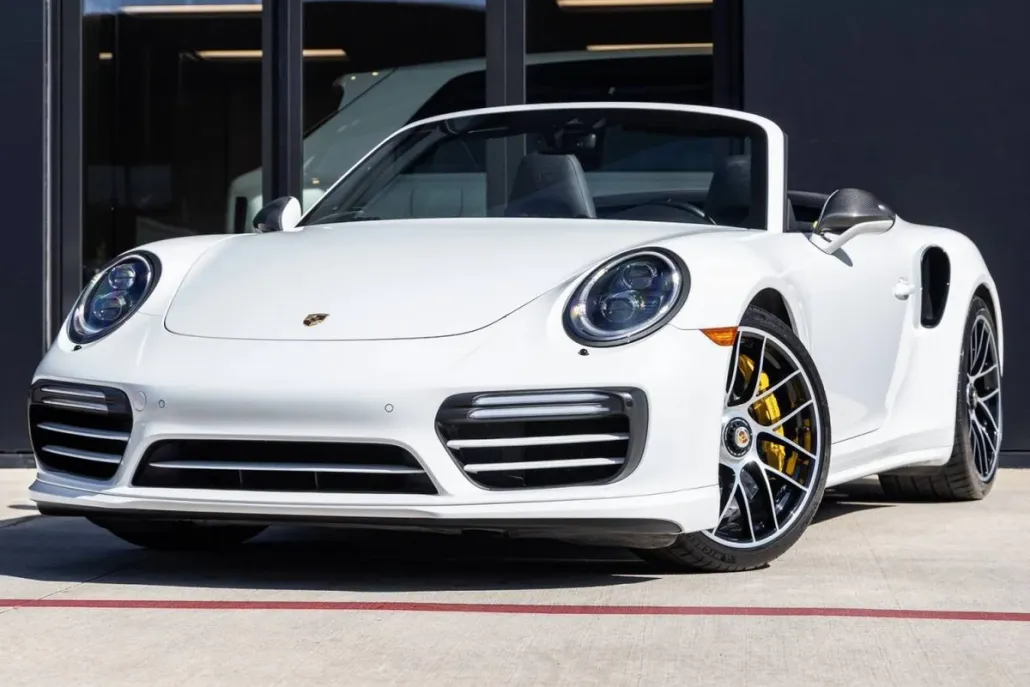 2017 Porsche 911 Turbo S Cabriolet photo 1
