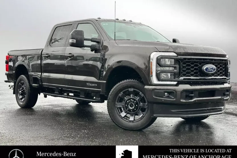 2024 Ford F-250 Lariat photo 1