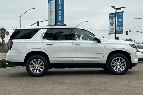 2022 Chevrolet Tahoe Premier photo 3