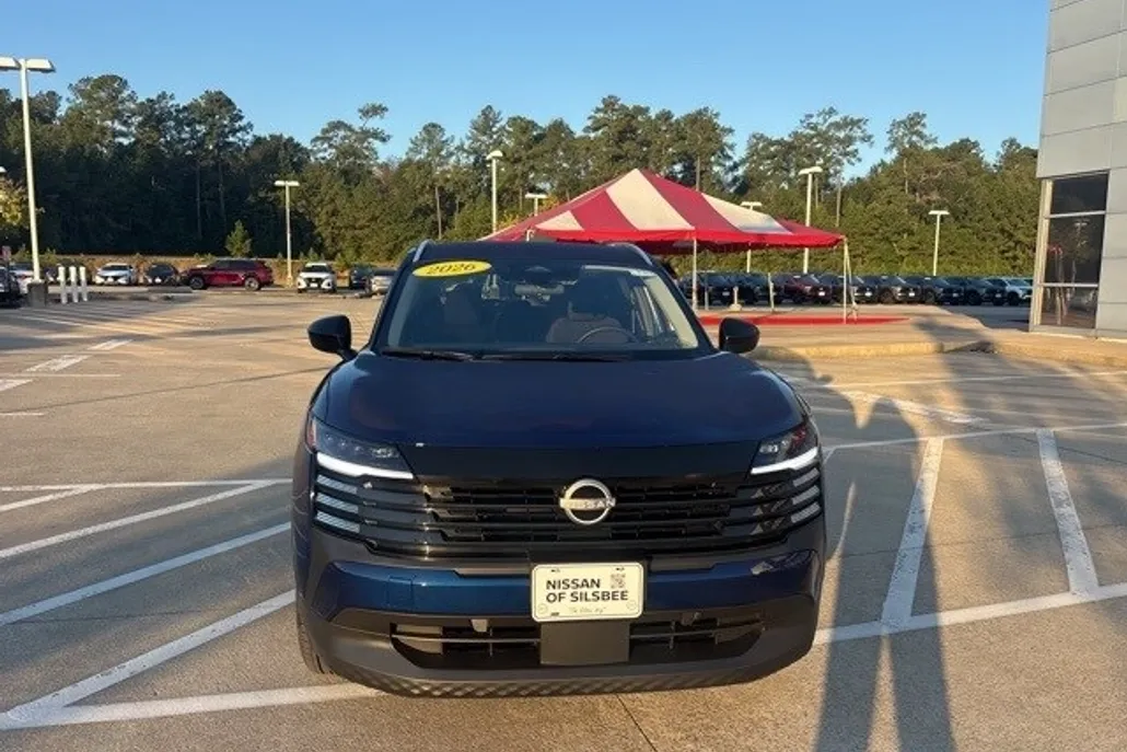 2026 Nissan Kicks SV photo 1