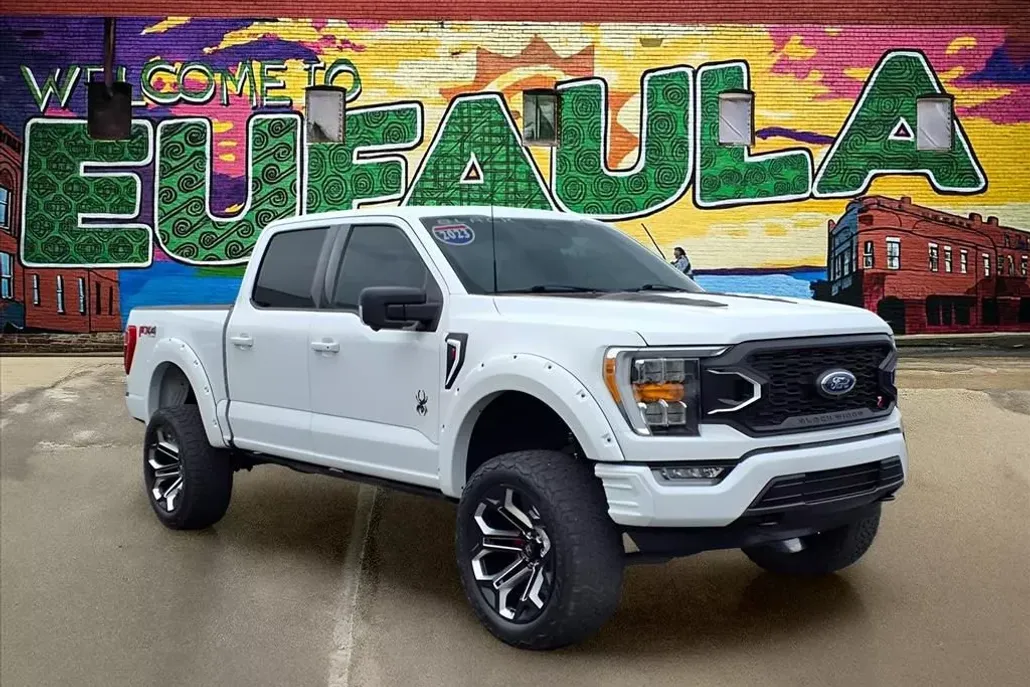 2023 Ford F-150 XLT photo 1