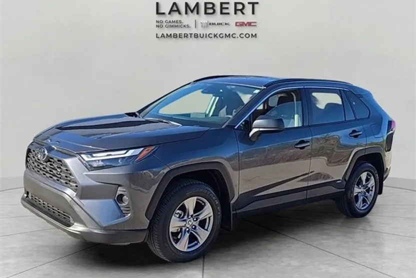 2025 Toyota RAV4 Hybrid LE photo 1