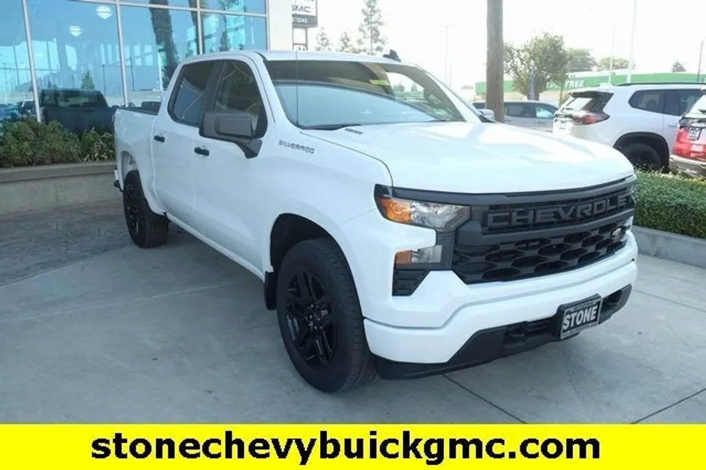 2026 Chevrolet Silverado 1500 Custom photo 1