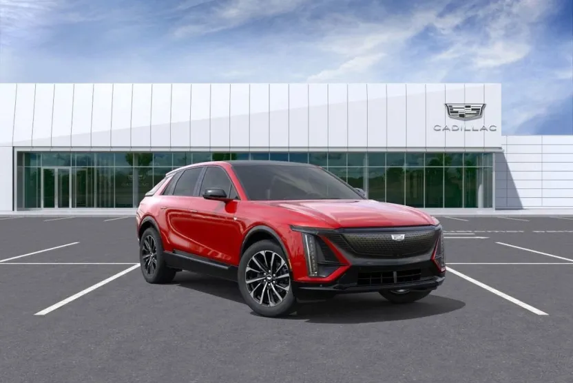 2025 Cadillac Lyriq Sport photo 1