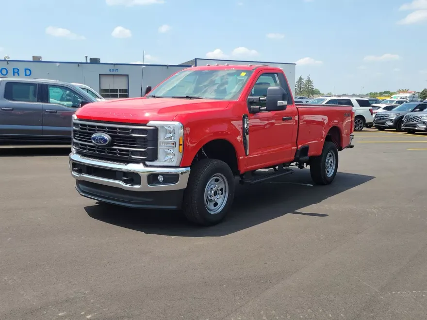 2025 Ford F-350 XL photo 1