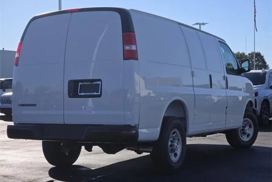 2025 Chevrolet Express Cargo 2500 Work Van photo 1